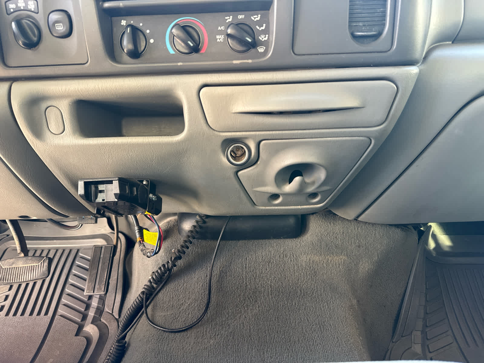 2002 Ford Excursion XLT Spec. Service
