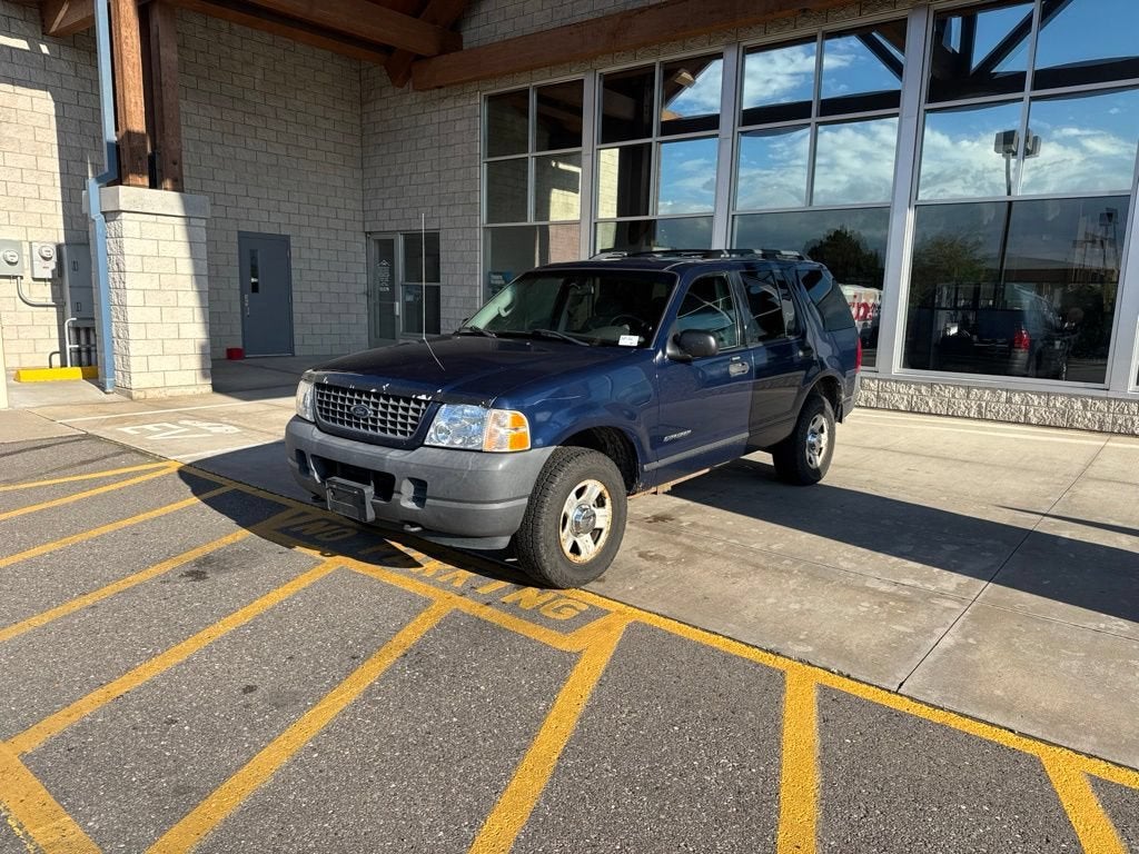 2004 Ford Explorer XLS