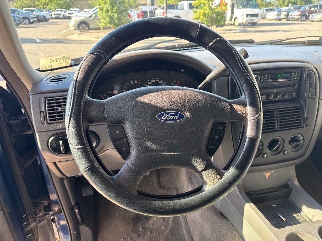 2004 Ford Explorer XLS