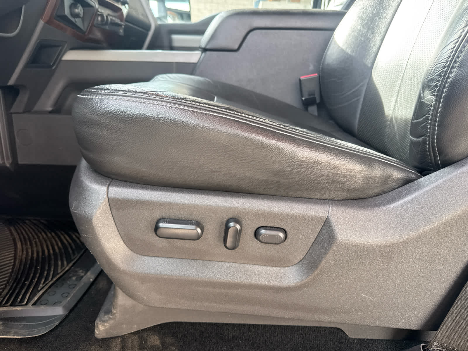 2012 Ford Super Duty F-350 SRW XL