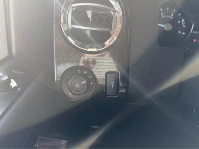 2013 Ford Super Duty F-350 SRW Platinum