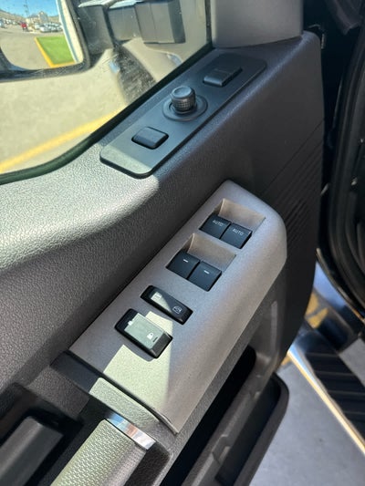 2016 Ford Super Duty F-350 SRW Platinum