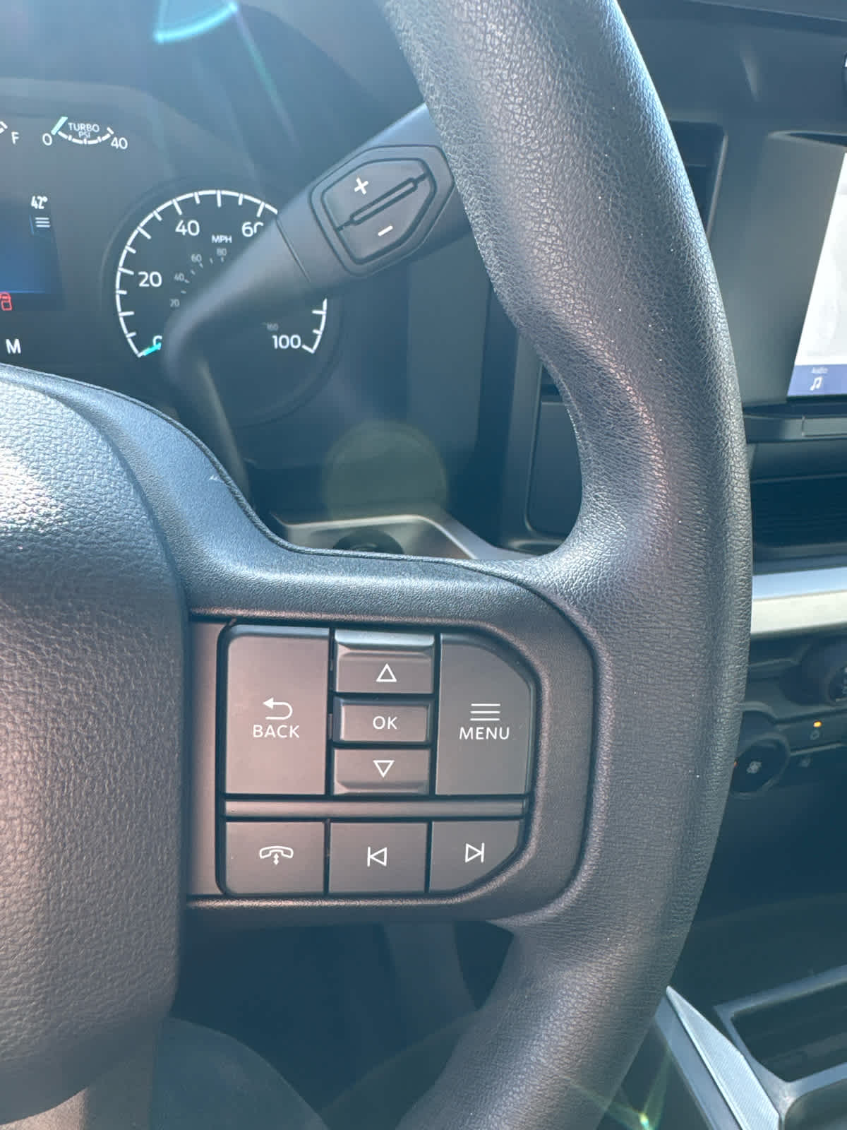 2023 Ford Super Duty F-350 SRW XL