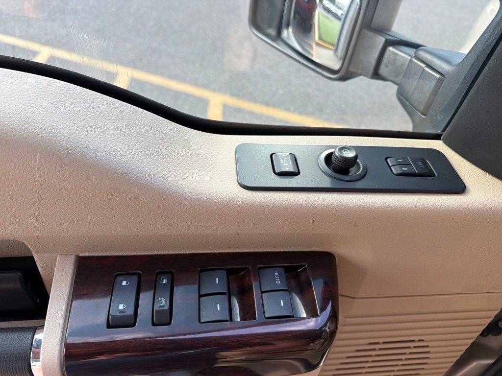 2008 Ford Super Duty F-350 SRW Lariat