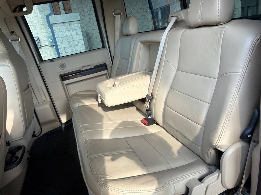 2008 Ford Super Duty F-350 SRW Lariat