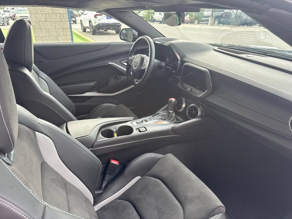 2024 Chevrolet Camaro LT1