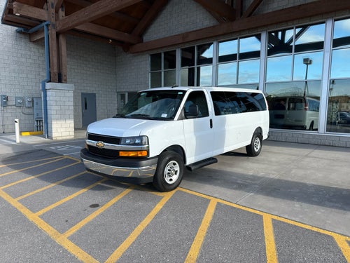 2025 Chevrolet Express Passenger 1LT