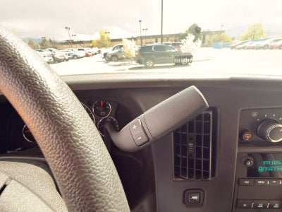 2025 Chevrolet Express Passenger 1LT