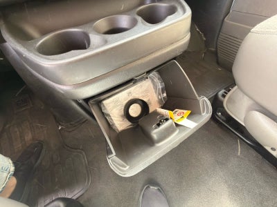 2025 Chevrolet Express Passenger 1LT