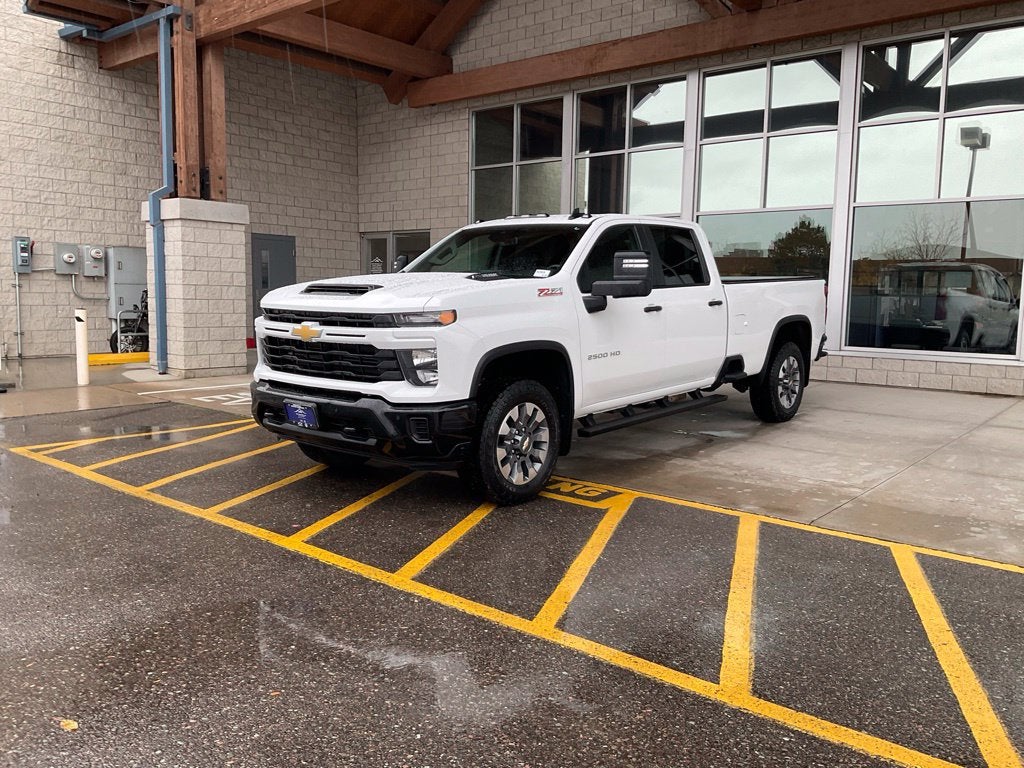 2025 Chevrolet Silverado 2500HD Custom