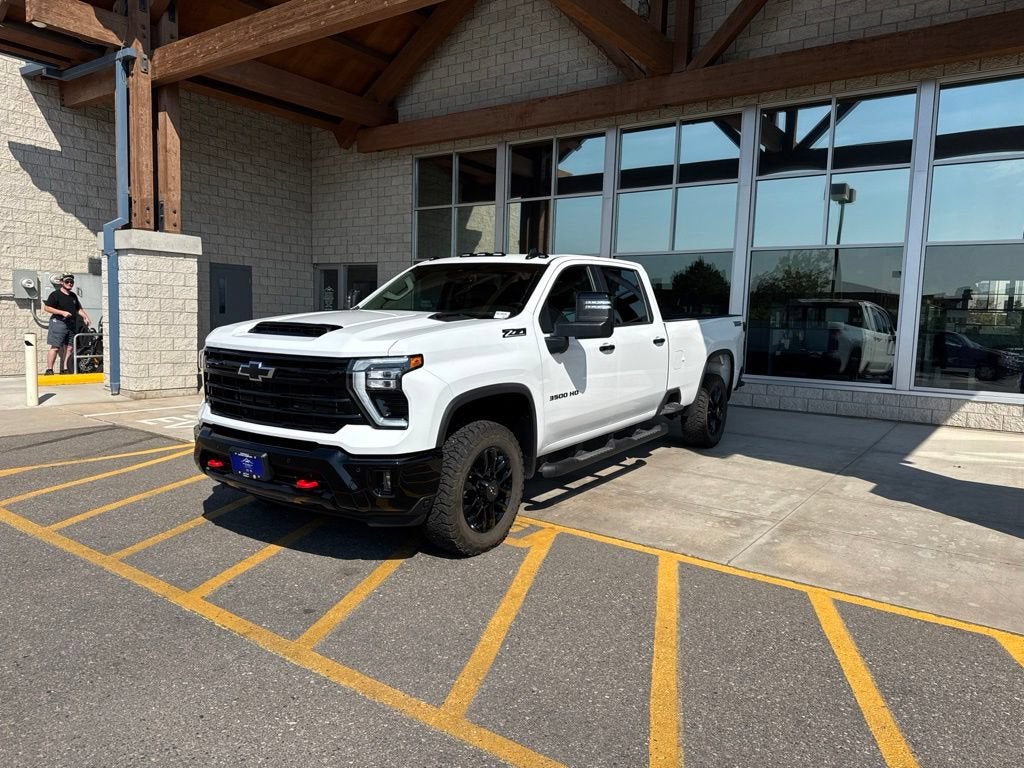 2026 Chevrolet Silverado 3500 HD LT