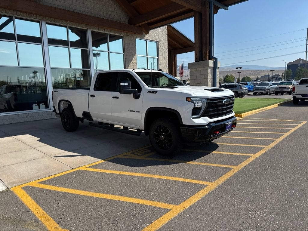 2026 Chevrolet Silverado 3500 HD LT
