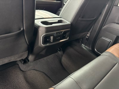 2025 Chevrolet Silverado 3500 HD High Country