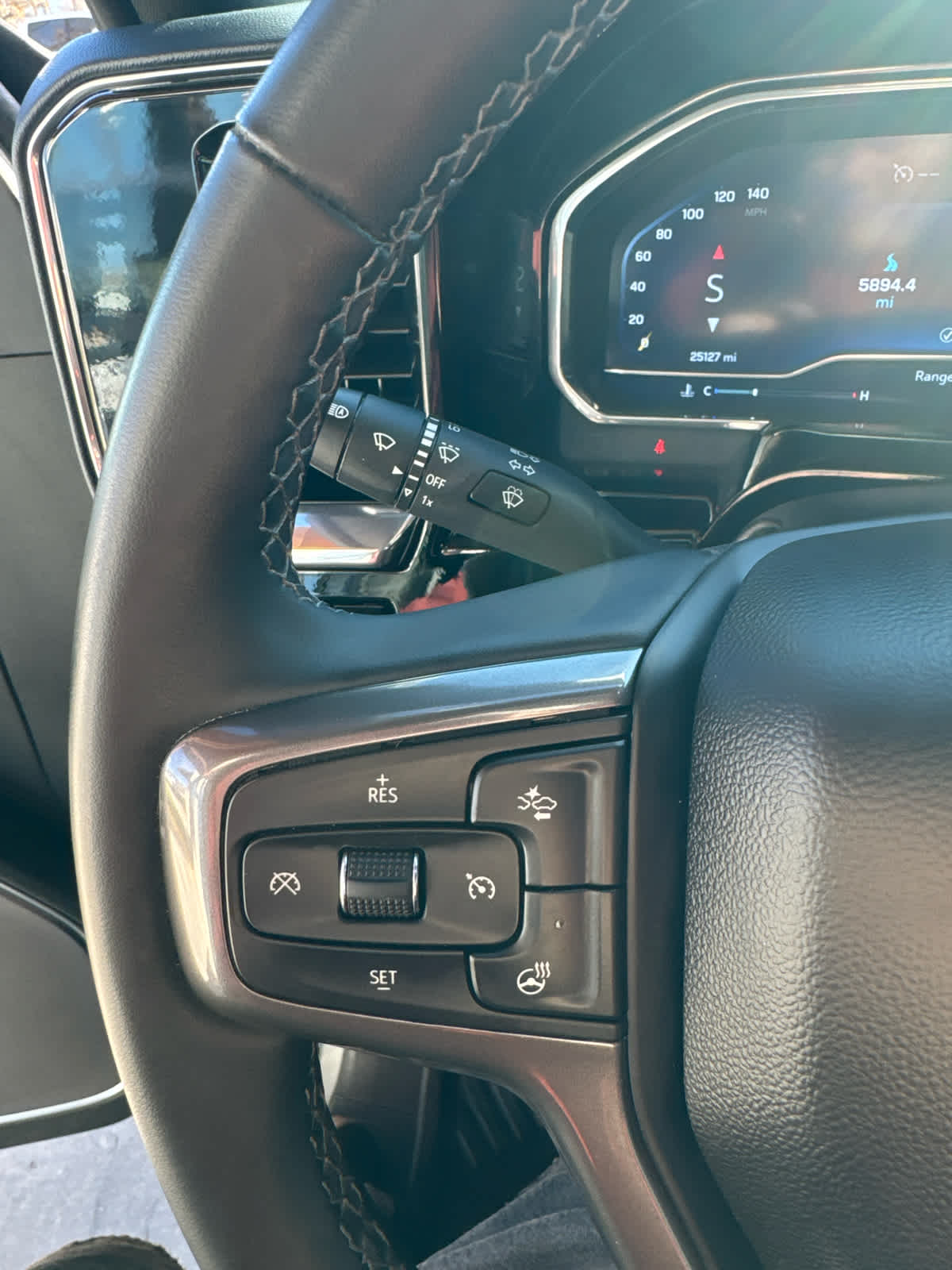 2025 Chevrolet Silverado 3500 HD High Country