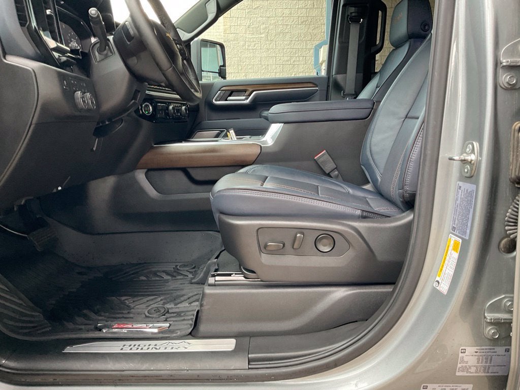 2026 Chevrolet Silverado 3500 HD High Country
