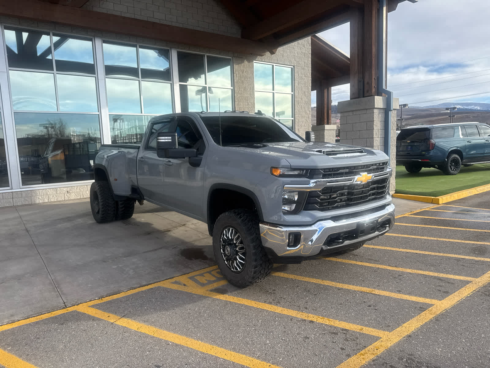 2024 Chevrolet Silverado 3500 HD LT DRW