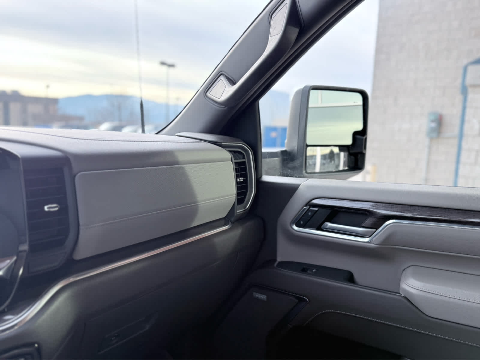 2024 Chevrolet Silverado 3500 HD LTZ