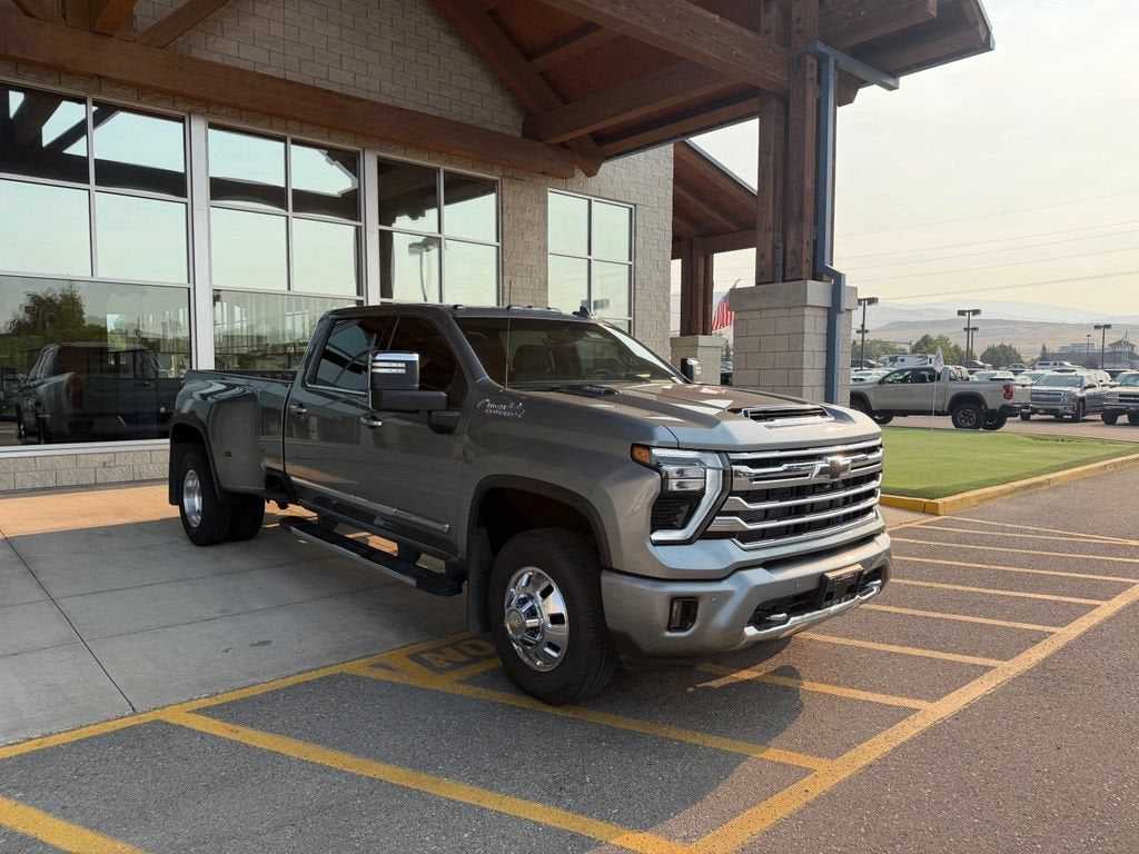 2024 Chevrolet Silverado 3500 HD High Country DRW