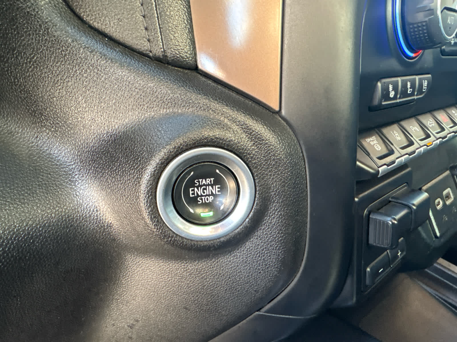 2022 Chevrolet Silverado 3500 HD High Country DRW