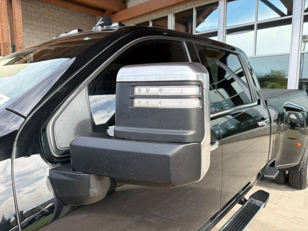 2022 Chevrolet Silverado 3500 HD High Country DRW