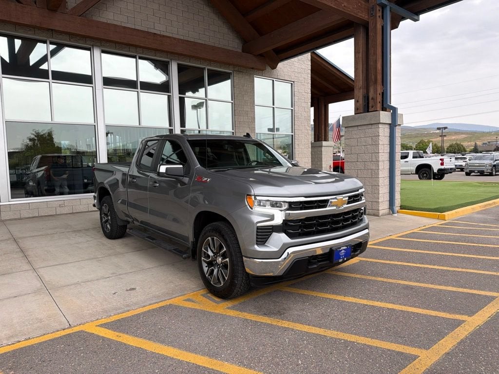 2023 Chevrolet Silverado 1500 LT
