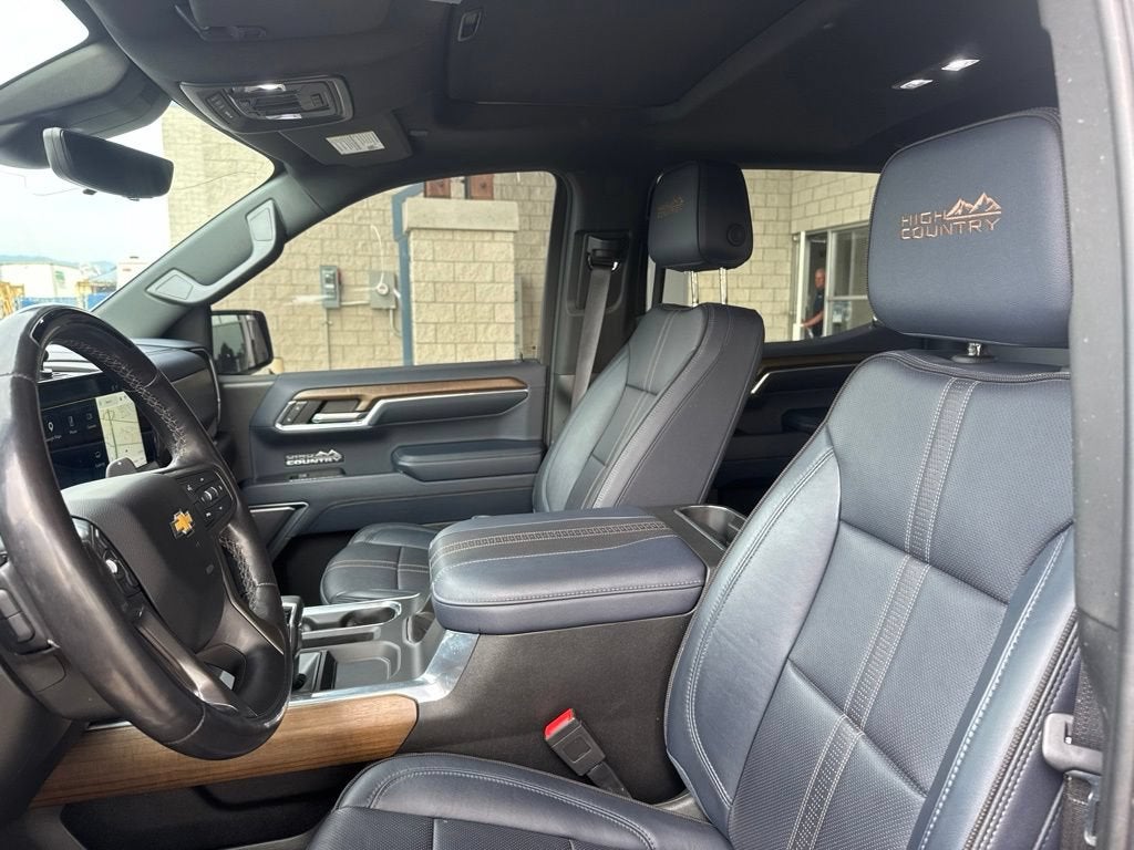 2023 Chevrolet Silverado 1500 High Country
