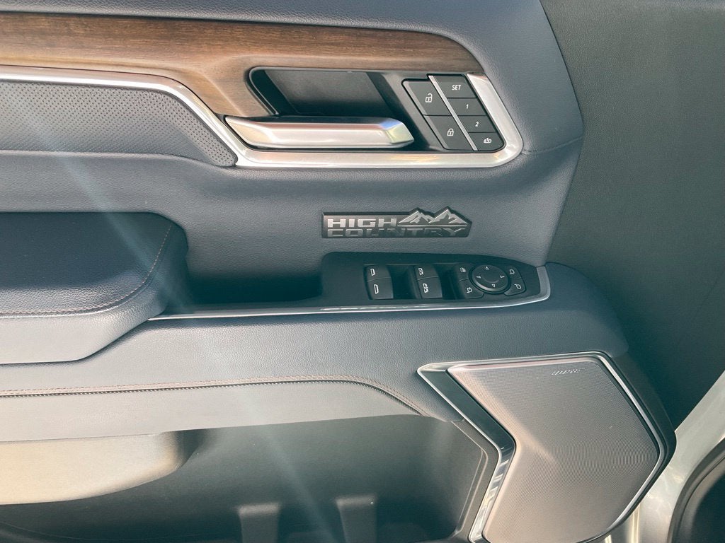 2025 Chevrolet Silverado 1500 High Country