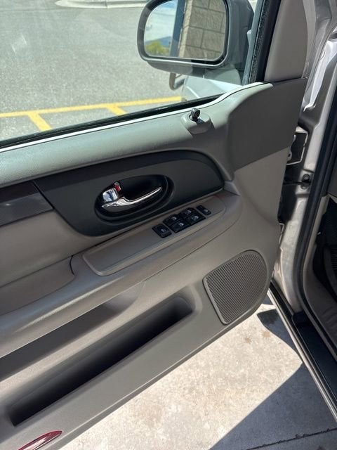 2004 GMC Envoy SLE
