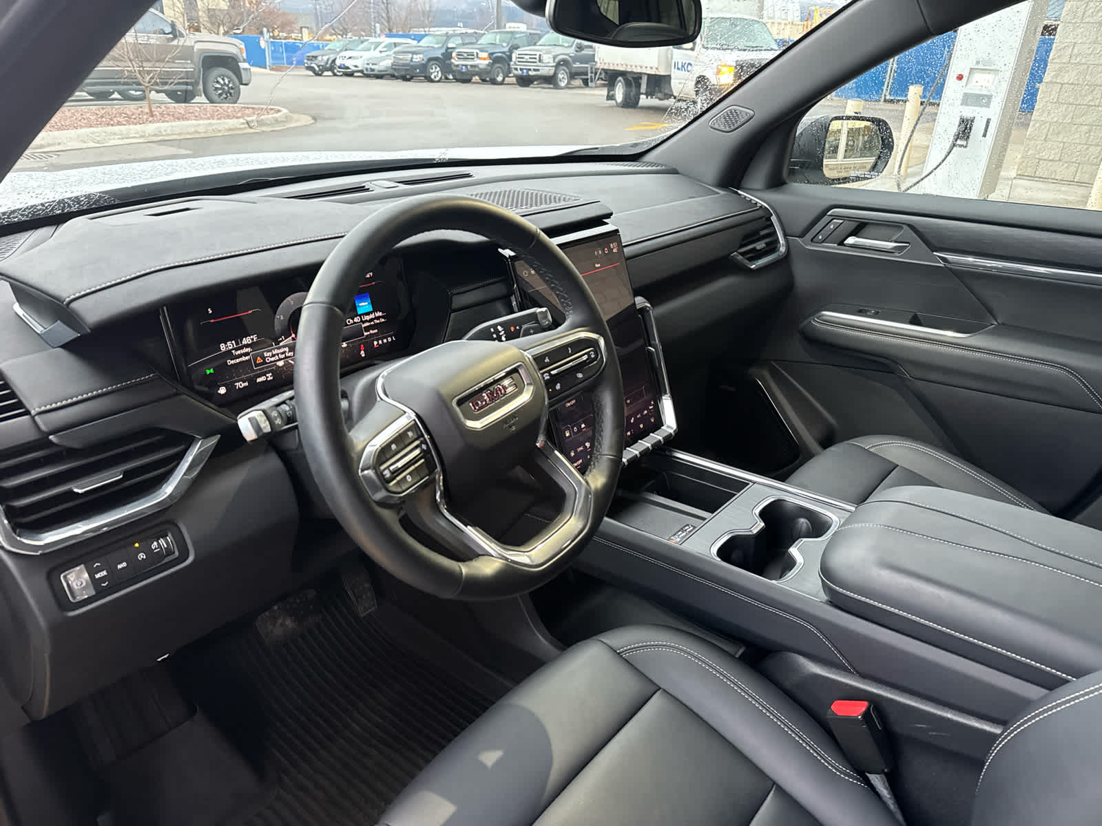 2024 GMC Acadia Elevation