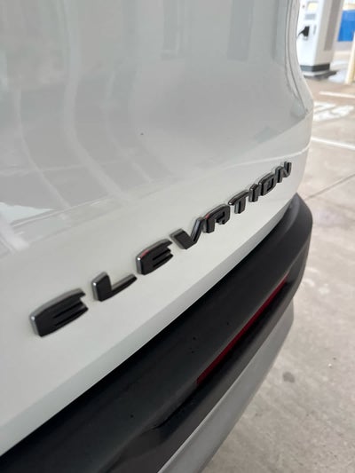 2024 GMC Acadia Elevation