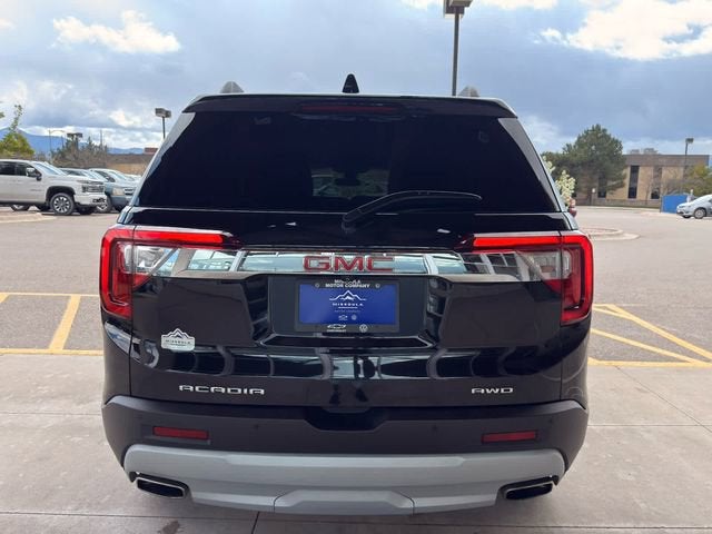 2023 GMC Acadia SLE