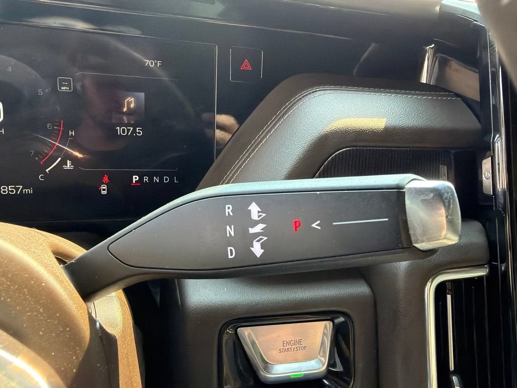 2025 GMC Yukon Elevation