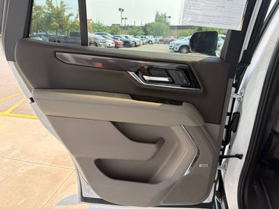 2025 GMC Yukon Elevation