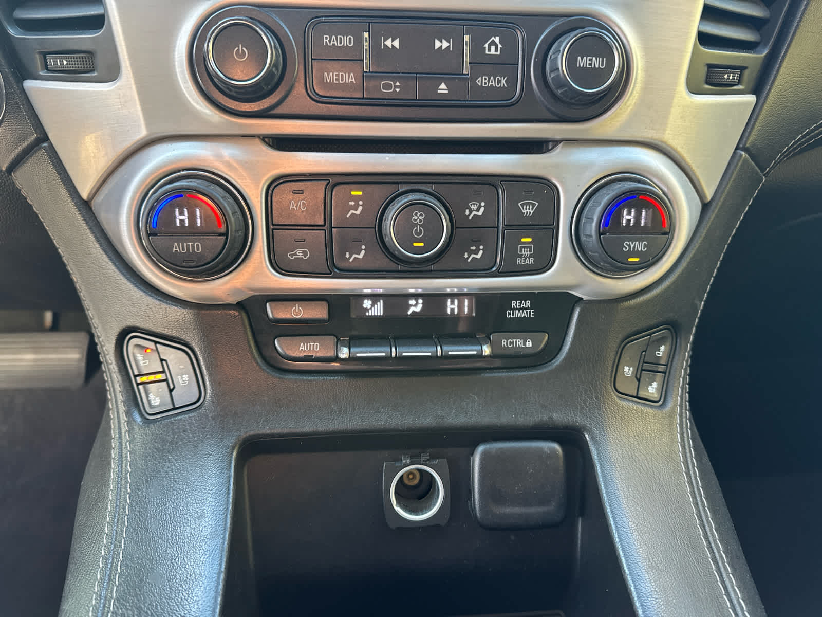 2018 GMC Yukon XL SLT