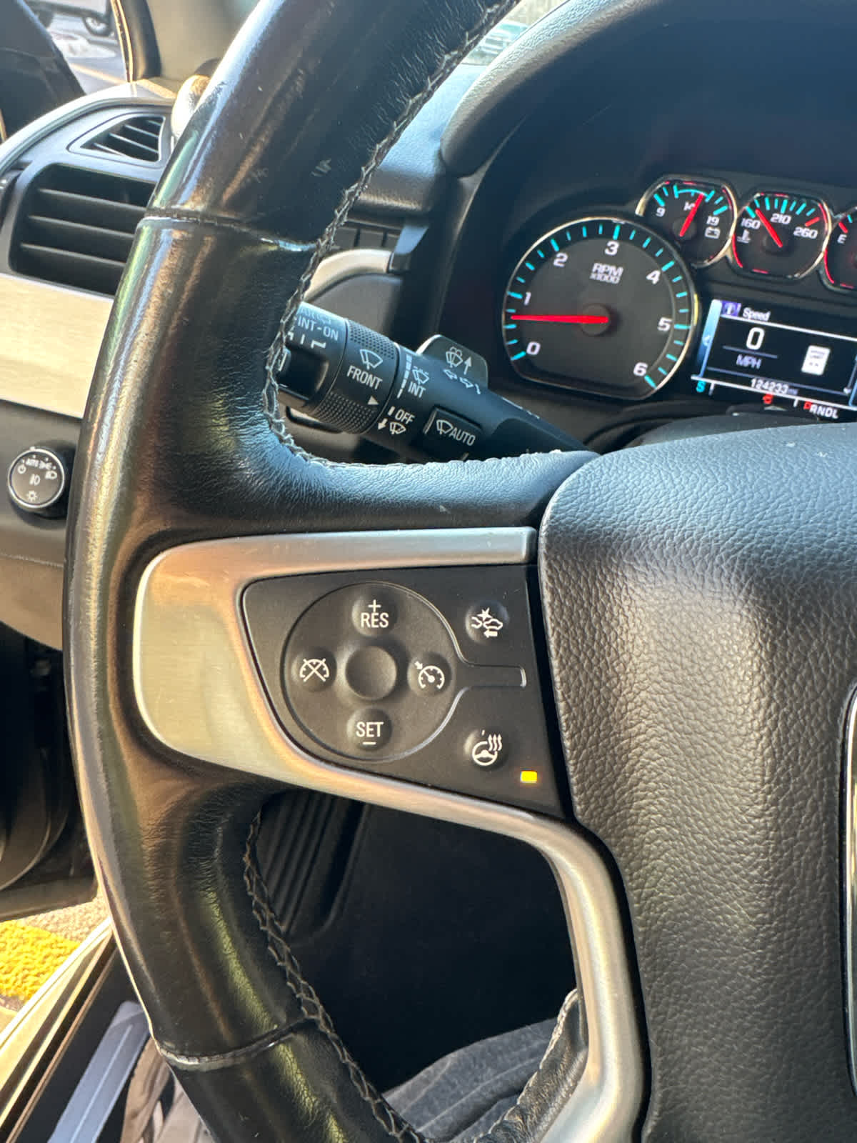 2018 GMC Yukon XL SLT