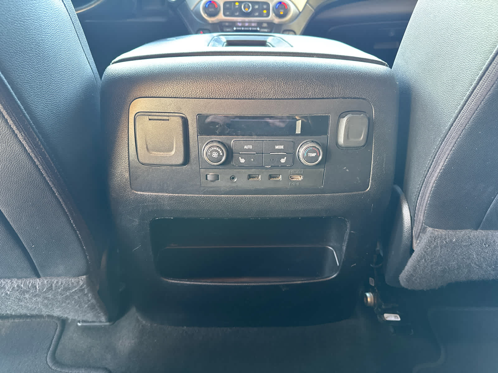 2018 GMC Yukon XL SLT