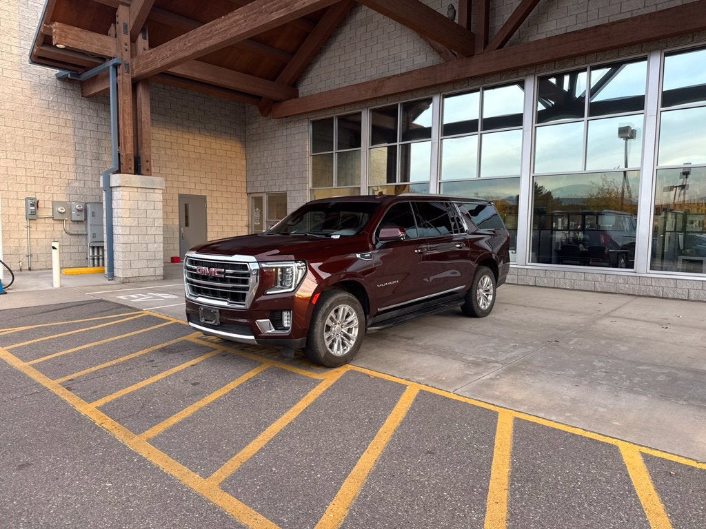 2022 GMC Yukon XL SLT