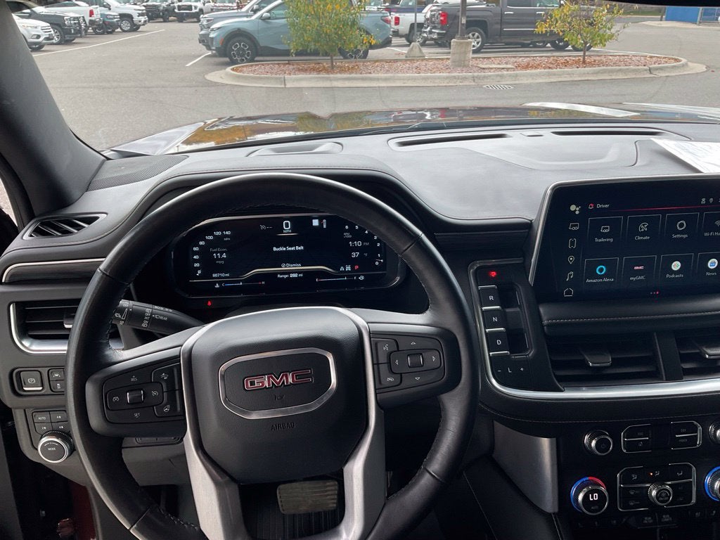 2022 GMC Yukon XL SLT