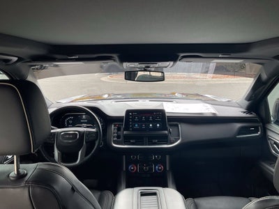 2022 GMC Yukon XL SLT
