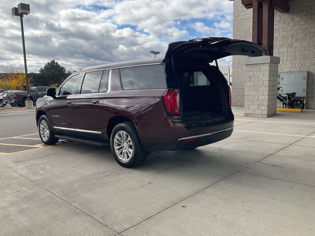 2022 GMC Yukon XL SLT