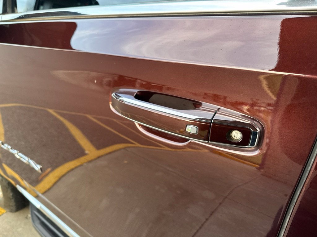 2022 GMC Yukon XL SLT
