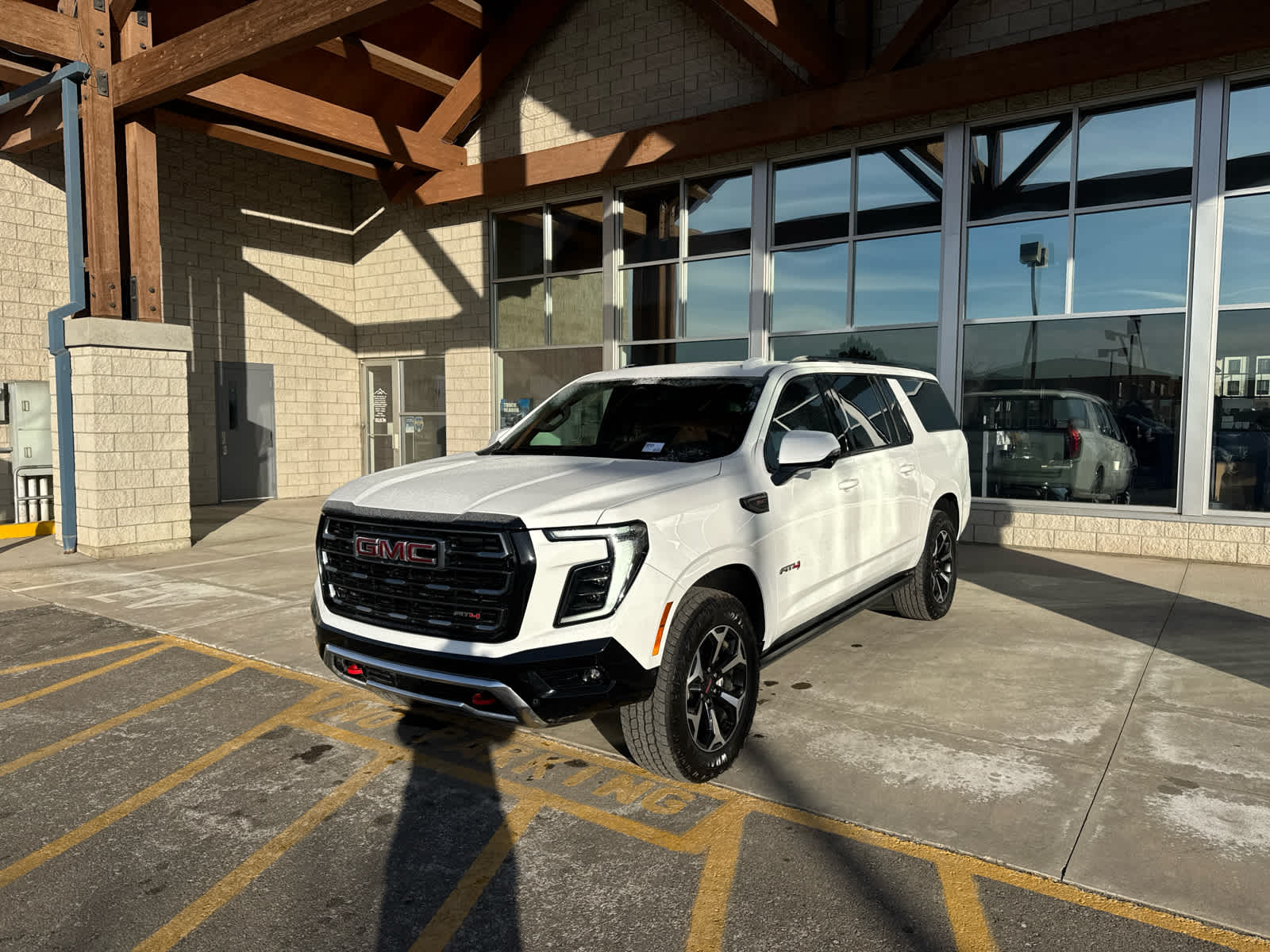 2025 GMC Yukon XL AT4