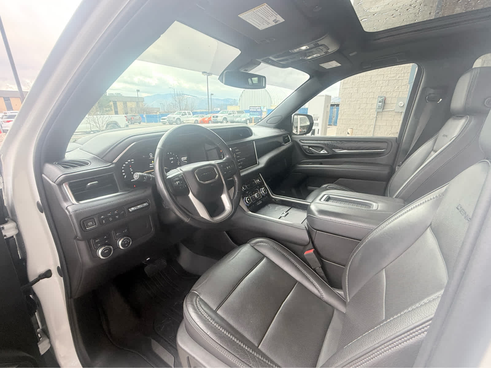 2022 GMC Yukon XL Denali