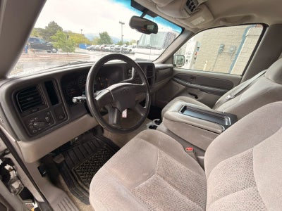 2003 Chevrolet Suburban LS