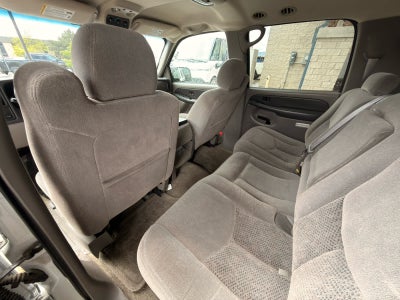 2003 Chevrolet Suburban LS