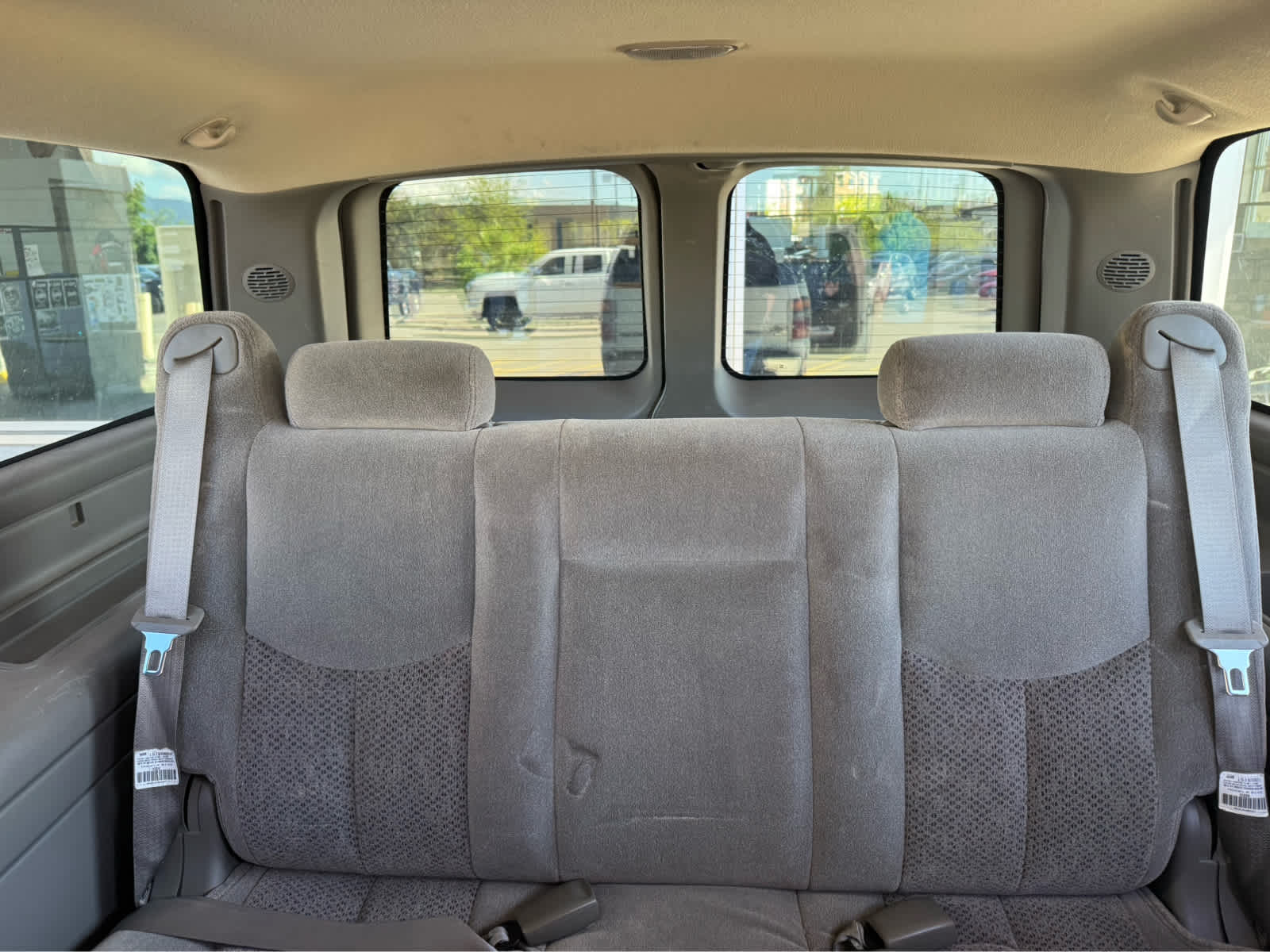 2003 Chevrolet Suburban LS