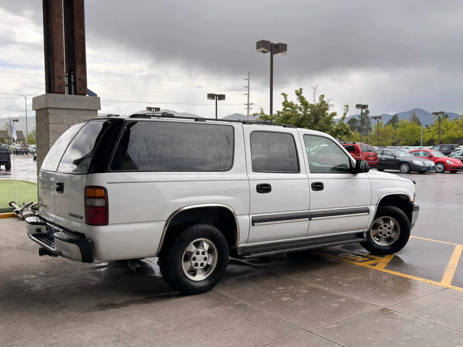 2003 Chevrolet Suburban LS
