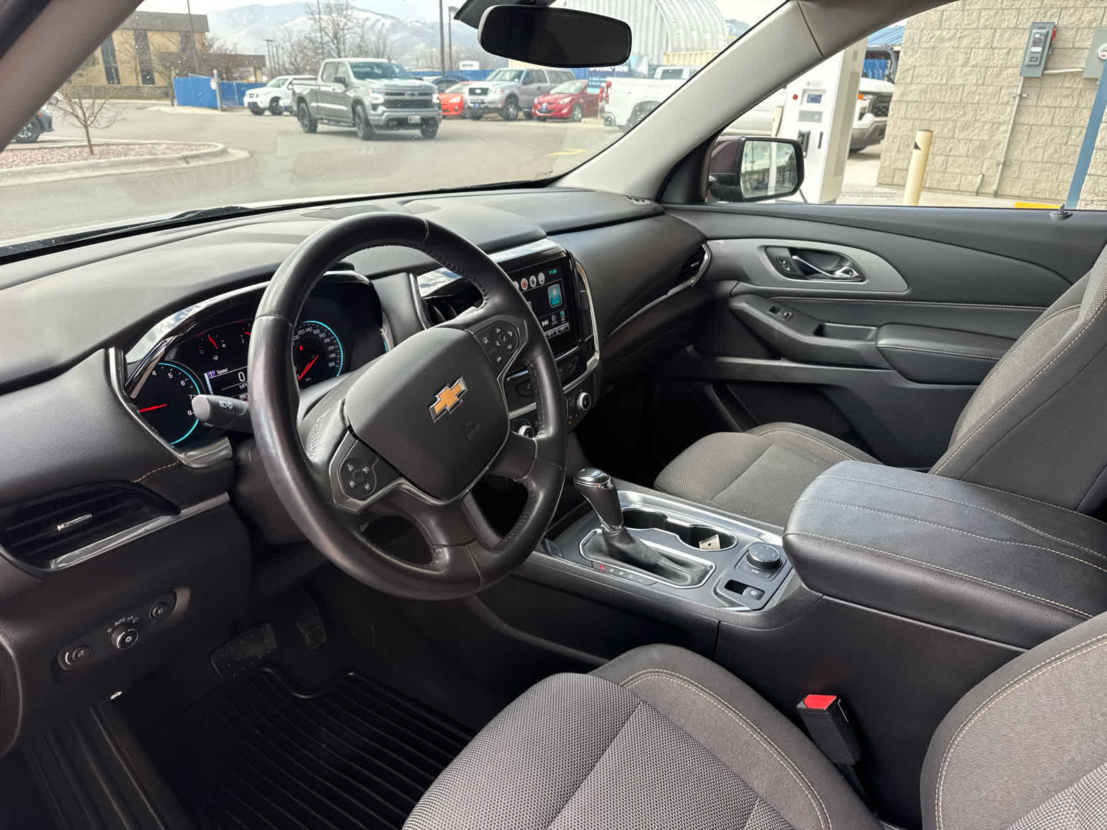 2018 Chevrolet Traverse LT Cloth