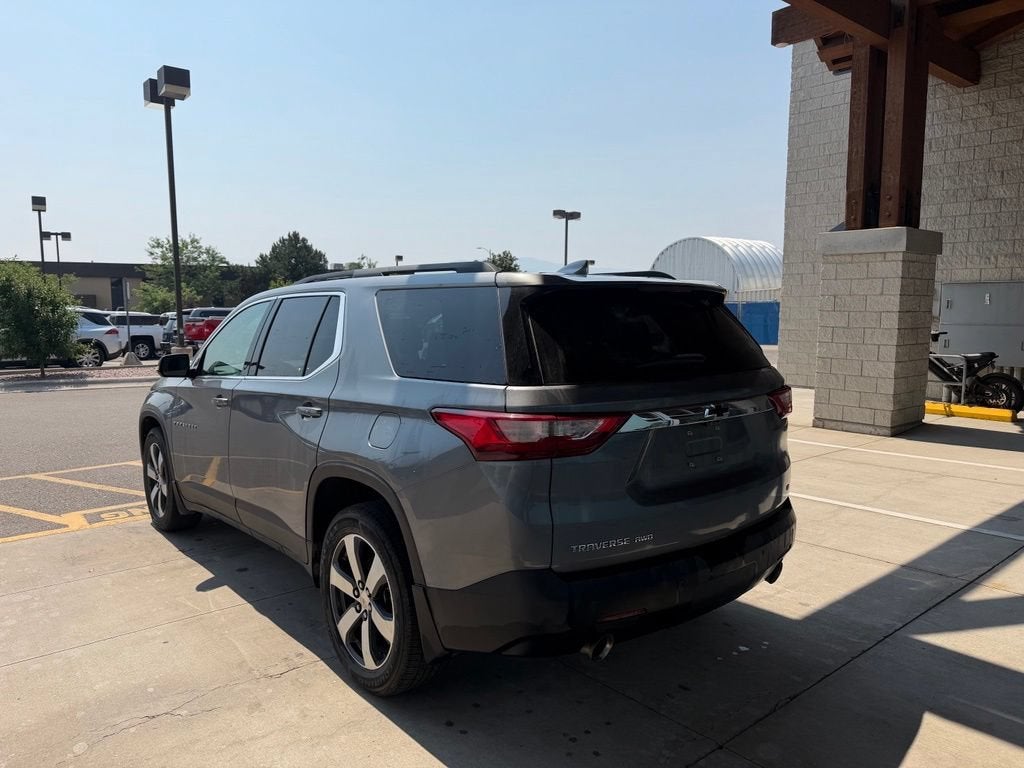 2021 Chevrolet Traverse LT Leather