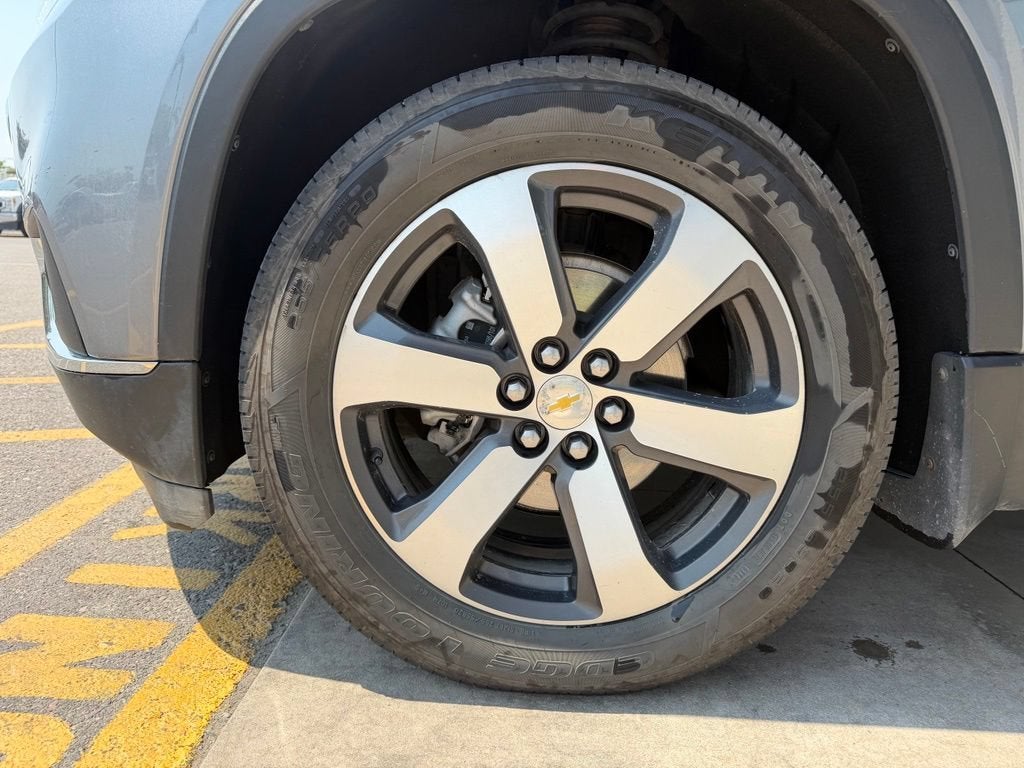 2021 Chevrolet Traverse LT Leather